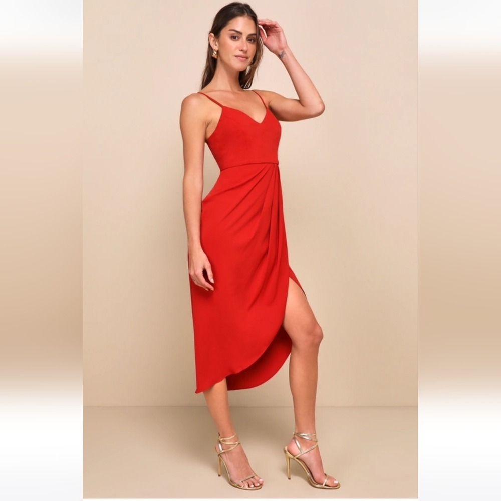 Lulus Red midi dress
